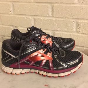 Brooks Running Shoe-Brooks GTS 17 Size 9.5 M